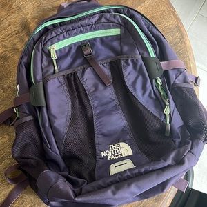 North face recon backpack